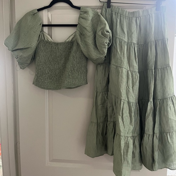 Lucy Paris set! Selling as a set! Size small! - Picture 2 of 2